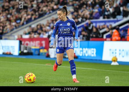 Leicester, Regno Unito. 17 novembre 2024. Leicester, Inghilterra, 16 novembre 2024: Hannah Cain (21 Leicester City) sul pallone durante la partita di Barclays Womens Super League tra Leicester City e Manchester United al King Power Stadium di Leicester, Inghilterra (Natalie Mincher/SPP) credito: SPP Sport Press Photo. /Alamy Live News Foto Stock