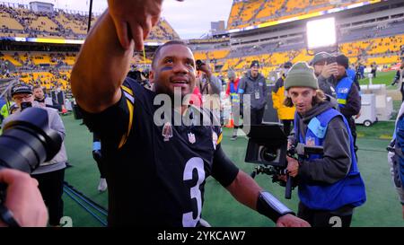 Pittsburgh, Pennsylvania, Stati Uniti. 17 novembre 2024. Russell Wilson n. 3 durante gli Steelers vs Ravens a Pittsburgh, Pennsylvania. Jason Pohuski/CSM/Alamy Live News Foto Stock