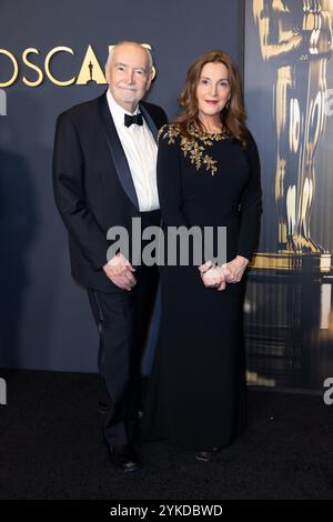 Los Angeles, Stati Uniti. 17 novembre 2024. Michael G. Wilson e Barbara Broccoli partecipano al 15° Annual Governors Awards all'Ovation Hollywood di Los Angeles, CALIFORNIA, il 17 novembre 2024. Alla cerimonia verrà consegnato l'Irving G. Thalberg Memorial Award, che verrà consegnato a un produttore creativo il cui corpo di lavoro riflette una qualità costantemente elevata della produzione cinematografica. (Foto di Elyse Jankowski/Sipa USA) credito: SIPA USA/Alamy Live News Foto Stock