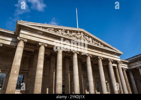 Il British Museum, nella zona di Bloomsbury a Londra, Regno Unito Foto Stock