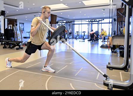 Belek, Turchia. 18 novembre 2024. L'atleta belga Eliott Crestan nella foto durante un campo di allenamento organizzato dal Comitato Olimpico belga BOIC-COIB a Belek, Turchia, lunedì 18 novembre 2024. Il campo si svolge dall'11 al 25 novembre. BELGA PHOTO ERIC LALMAND credito: Belga News Agency/Alamy Live News Foto Stock