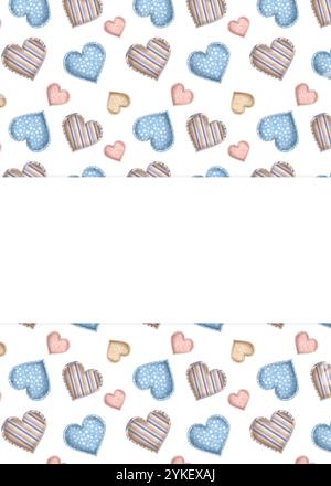 Cuscini a forma di cuore in tessuto. Blu, rosa e beige. Polka a pois e motivi a righe. Design da cartolina pronto all'uso. Illustrazione ad acquerello disegnata a mano. Foto Stock