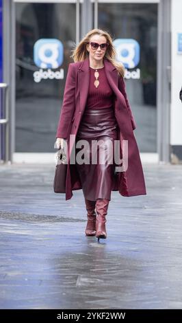 Londra, Inghilterra, Regno Unito. 18 novembre 2024. Amanda Holden lascia i Global radio Studios dopo aver presentato il suo programma Heart Breakfast radio Credit: Richard Lincoln/Alamy Live News Foto Stock