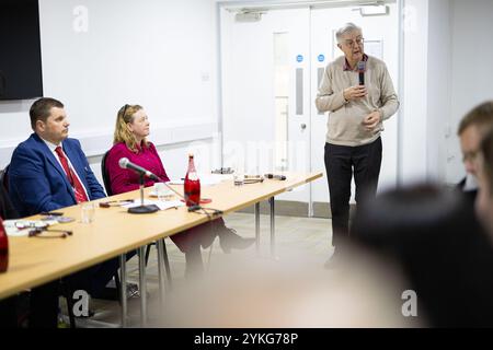 Llandudno, Galles, Regno Unito. 16 novembre 2024. Mark Drakeford MS, Segretario del Gabinetto per le Finanze, parla ad un evento marginale WLGA alla Welsh Labour Conference. Sean Pursey/Alamy Live News Foto Stock