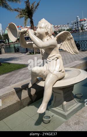 Lungo il fiume Venezia all'isola Vinpearl Grand World Phu Quoc in Vietnam Foto Stock
