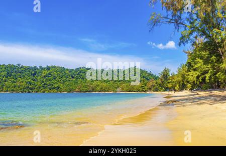 Vista panoramica dell'isola tropicale Paradise Koh Phayam AOW Yai Beach a Ranong in Thailandia Foto Stock