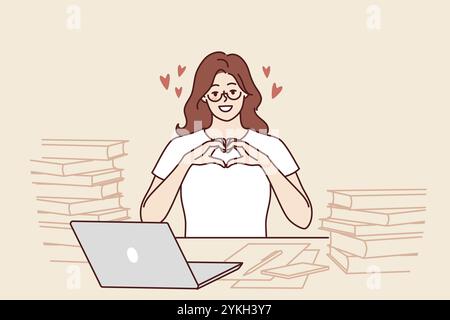 La donna romantica freelance mostra il cuore con le dita come segno di apprezzamento per i clienti o i datori di lavoro. La ragazza innamorata dà il benvenuto al fidanzato che posa per r Foto Stock