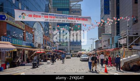 Ingresso al mercato del pesce di Jagalchi, Busan, Corea del Sud il 1° ottobre 2024 Foto Stock