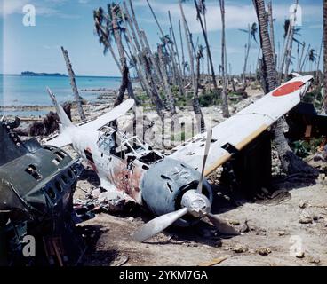 Demolito 'Zero' giapponese a Munda, nuova Georgia, Isole Salomone 1943 Foto Stock