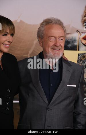 Los Angeles, California, USA 18 novembre 2024 il regista Ridley Scott partecipa alla prima di Los Angeles al TCL Chinese Theatre il 18 novembre 2024 a Los Angeles, California, USA. Foto di Barry King/Alamy Live News Foto Stock