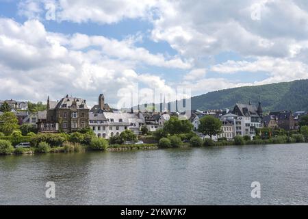 Vista di Traben-Trabach, distretto di Trabach, Renania-Palatinato, Germania, Europa Foto Stock
