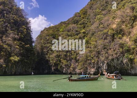 Una foto della Laguna Blu sull'Isola di Koh Hong Foto Stock