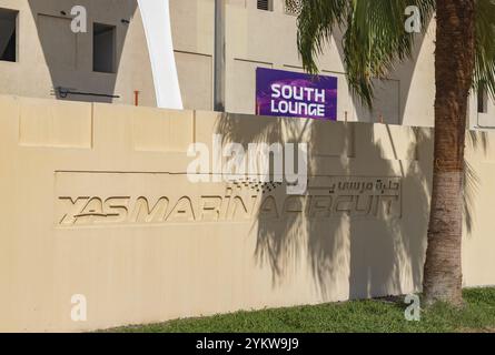 Una foto del cartello al circuito di Formula 1 di Yas Marina Foto Stock