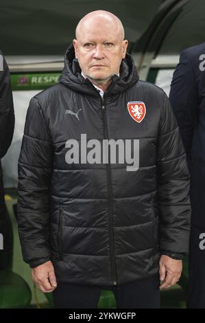 WROCLAW, POLONIA - 14 OTTOBRE 2024: Partita della UEFA Nations League Ucraina - Cechia. Ivan Hasek allenatore della Cechia. Foto Stock