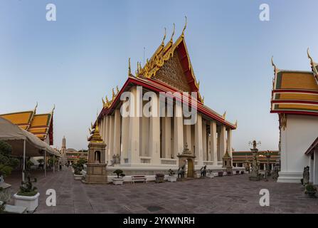 Una foto della sala del Buddha sdraiata del Tempio Wat Pho Foto Stock