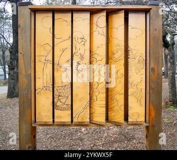 Kislovodsk, Russia - 3 dicembre 2023: Gioco per bambini "colleziona la foto" nel parco centrale di Kislovodsk Foto Stock