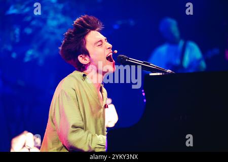 Milano, Jacob Collier si esibisce in concerto durante il Djesse World Tour ad Alcatraz. Nella foto: Jacob Collier Foto Stock