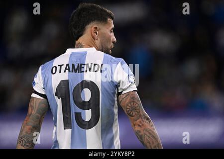 Buenos Aires, Argentina. 19 novembre 2024. BUENOS AIRES, ARGENTINA - 19 NOVEMBRE: Nicolas Otamendi dell'Argentina durante la partita di qualificazione della Coppa del mondo 2026 sudamericana tra Argentina e Perù all'Estadio Alberto J. Armando il 19 novembre 2024 a Buenos Aires, Argentina. Foto D.. Credito Halisz/SFSI: Sebo47/Alamy Live News Foto Stock