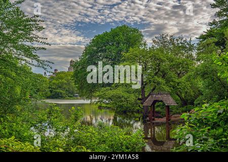 Central Park, New York City Wagner Cove la mattina presto in estate Foto Stock