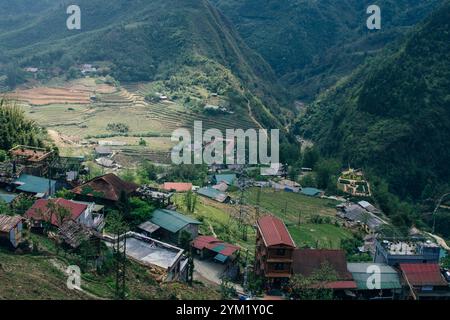 Iew di Tam Son Valley a Heavens Gate, provincia di ha Giang, Vietnam. Foto di alta qualità Foto Stock