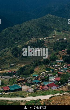 Iew di Tam Son Valley a Heavens Gate, provincia di ha Giang, Vietnam. Foto di alta qualità Foto Stock