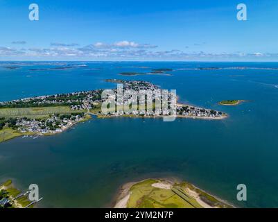 Vista aerea di Houghs Neck e Nut Island tra il fiume Weymouth Fore e Quincy Bay nella città di Quincy, Massachusetts ma, Stati Uniti. Foto Stock