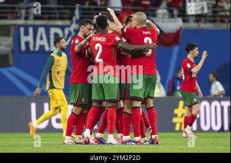 LIPSIA, GERMANIA - 18 GIUGNO 2024: Incontro Euro 2024 Groupe F Portogallo vs Cechia 2:1. La squadra del Portogallo gioia dopo aver vinto la partita. Foto Stock