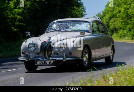 1968 Jaguar Mk2 3,4 340 berlina sportiva di lusso classica britannica Foto Stock