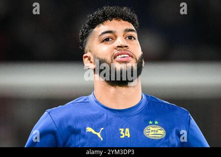 Parigi, Francia. 22 ottobre 2024. Ismael SAIBARI del PSV Eindhoven durante la partita di calcio UEFA Champions League, fase MD3 tra Paris Saint-Germain e PSV Eindhoven il 22 ottobre 2024 allo stadio Parc des Princes di Parigi, Francia - foto Matthieu Mirville/DPPI credito: DPPI Media/Alamy Live News Foto Stock