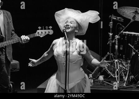 Lady Blackbird si esibisce durante il concerto JAZZMADRID al Conde Duque di Madrid il 20 novembre 2024 in Spagna Foto Stock