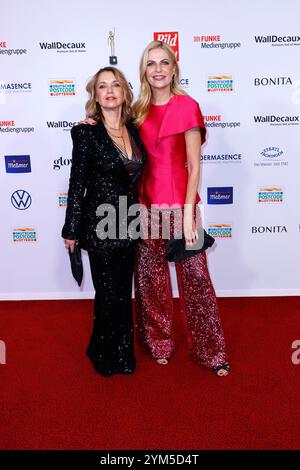 Tina Ruland und Tanja Buelter bei der Verleihung 'Goldene Bild der Frau' AM 20.11.2024 ad Amburgo Foto Stock