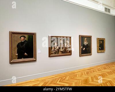 Vista di una delle camere, gallerie con dipinti del Vecchio Maestro sulle pareti. Al Legion of Honor Art Museum di San Francisco, California. Foto Stock