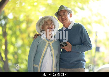 Una vecchia coppia di 70 anni Foto Stock