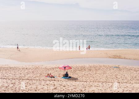 Spiaggia di Praia da Falesia in Algarve, Portogallo. Foto di alta qualità Foto Stock