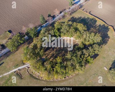 Urbisaglia (Marche-provincia di Macerata). Area archeologica di Urbs Salvia. Anfiteatro Romano Foto Stock