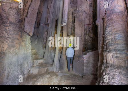Pale (comune di Foligno. Umbria). Le grotte dell'Abbadessa Foto Stock