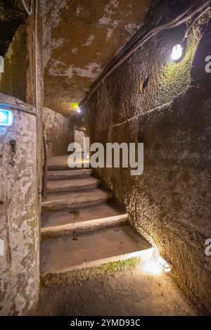 Napoli. Centro storico. Napoli sotterranea. Acquedotto-cisterna dell'era greco-romana Foto Stock