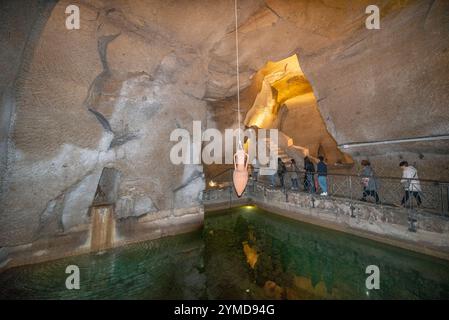 Napoli. Centro storico. Napoli sotterranea. Acquedotto-cisterna dell'era greco-romana Foto Stock