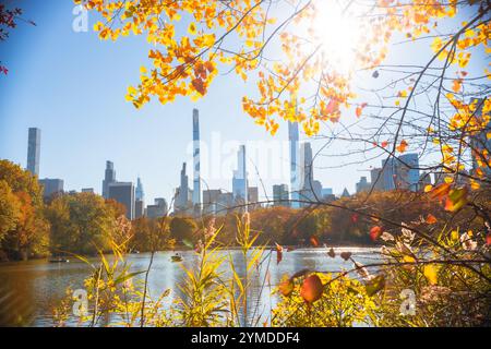 Una giornata autunnale a Central Park Foto Stock