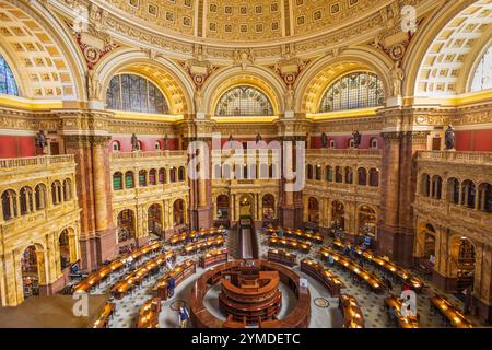 WASHINGTON DC - 17 NOVEMBRE 2024: La Biblioteca del Congresso a Washington. La biblioteca serve ufficialmente il Congresso degli Stati Uniti. Foto Stock