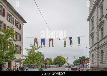Pantaloni su linea di lavaggio nel centro di Bregenz, Bregenz, Vorarlberg, Austria, Europa Foto Stock