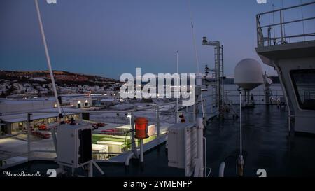 Paesaggi dal porto di Tromsø, Norvegia. Inverno Foto Stock