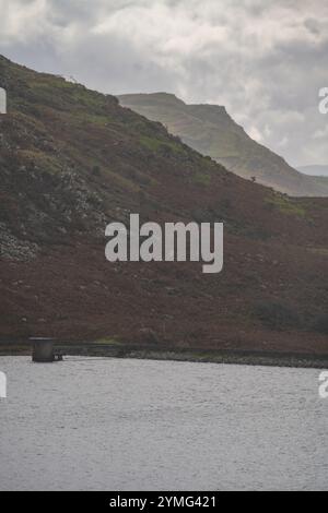 Cwm Ystradllyn e Gorseddau e le cave di ardesia del Principe di Galles Foto Stock