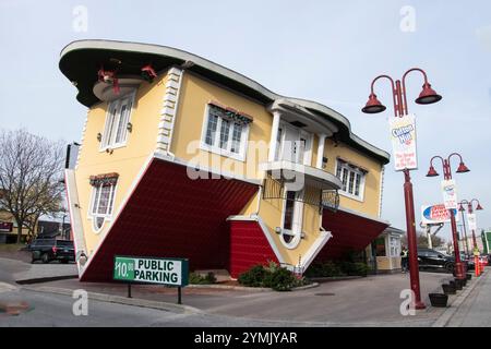 Casa a testa in giù su Clifton Hill a Niagara Falls, Ontario, Canada Foto Stock