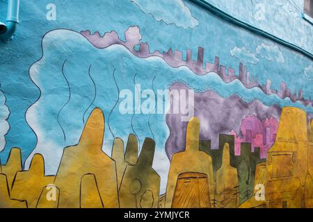 Cascate murali in un vicolo vicino a Victoria Avenue a Cliffton Hill, Niagara Falls, Ontario, Canada Foto Stock