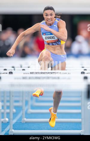 Melbourne, Australia. 15 febbraio 2024. L'australiana Michelle Jenneke dell'Hurdle Olympian vista in azione durante il Maurie Plant Meet Melbourne del 2024 al Lakeside Stadium. World Athletics Continental Tour Gold Meet. (Foto di Olivier Rachon/SOPA Images/Sipa USA) credito: SIPA USA/Alamy Live News Foto Stock