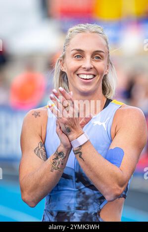 Melbourne, Australia. 15 febbraio 2024. L'atleta australiana Liz Clay torna sulle piste durante il Maurie Plant Meet Melbourne 2024 al Lakeside Stadium. World Athletics Continental Tour Gold Meet. (Foto di Olivier Rachon/SOPA Images/Sipa USA) credito: SIPA USA/Alamy Live News Foto Stock