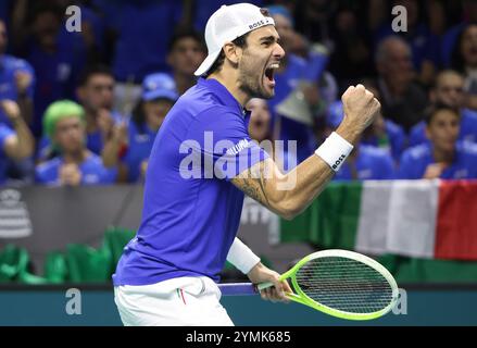 Malaga, Espagne. 21 novembre 2024. Matteo Berrettini dell'Italia durante i quarti di finale di Coppa Davis 2024 tra Italia e Argentina al Palacio de Deportes Jose Maria Martin Carpena il 21 novembre 2024 a Malaga, Spagna - Photo Jean Catuffe/DPPI Credit: DPPI Media/Alamy Live News Foto Stock