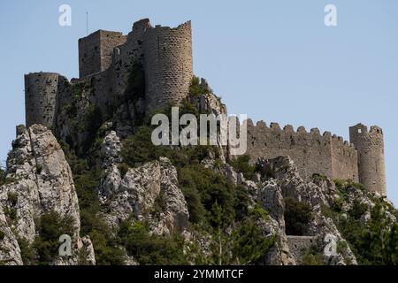 Château de Puilaurens, castello cataro registrato come National Historic Landmark (monumento storico francese) *** didascalia locale *** Foto Stock