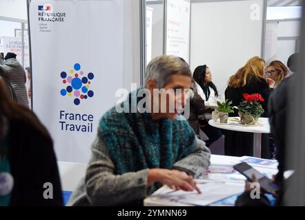 Parigi, Francia. 21 novembre 2024. Illustrazione France Travail, Forum per l'occupazione in Place de la Concorde a Parigi. Francia il 21 novembre 2024. Foto di Alain Apaydin/ABACAPRESS. COM credito: Abaca Press/Alamy Live News Foto Stock